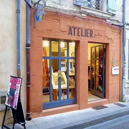Le Nid Des Arenes Арль